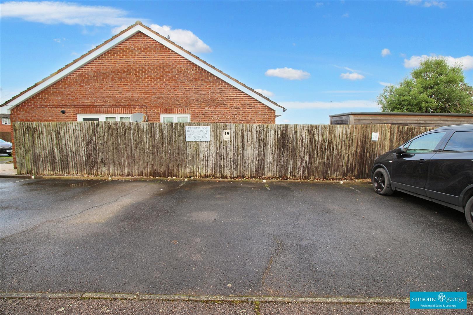 Condor Close, Tilehurst, Reading